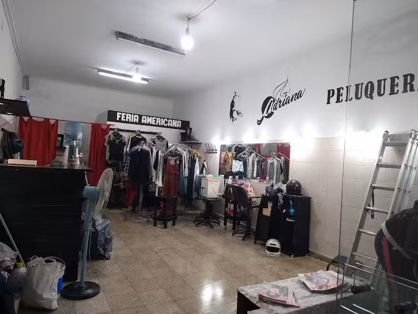 Adriana Peluquer&iacute;a