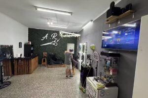 AGUSTIN RISSO PELUQUERIA