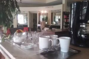 Ai irma & Amorina peluqueria