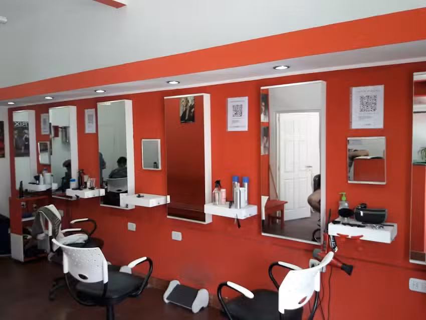 Al Pelo Barber&iacute;a