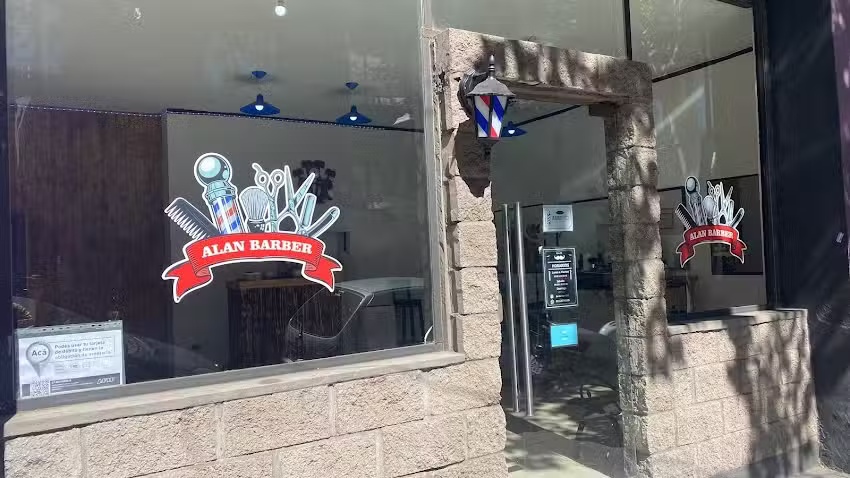 Alan Barber (barberia y peluquer&iacute;a)