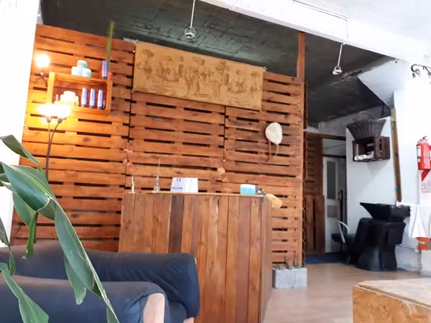 Ale Style Peluquer&iacute;a y Sal&oacute;n de Belleza