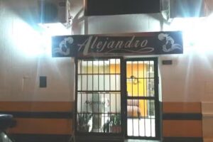 ALEJANDRO ESTILISTA &ndash; PELUQUERIA