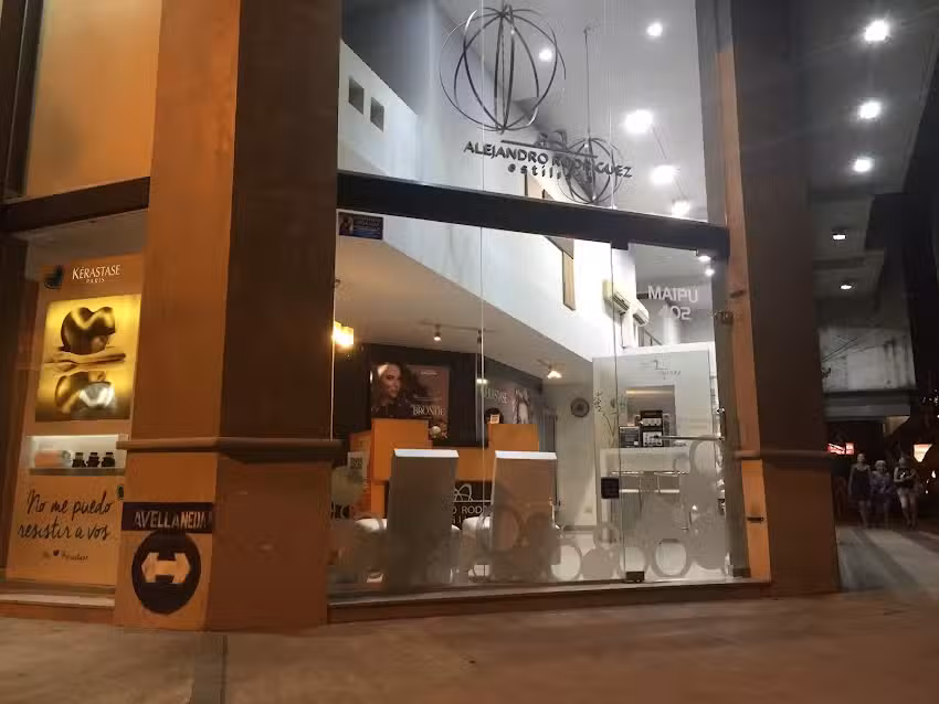 Alejandro Rodriguez estilista