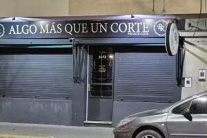 Algo m&aacute;s que un corte