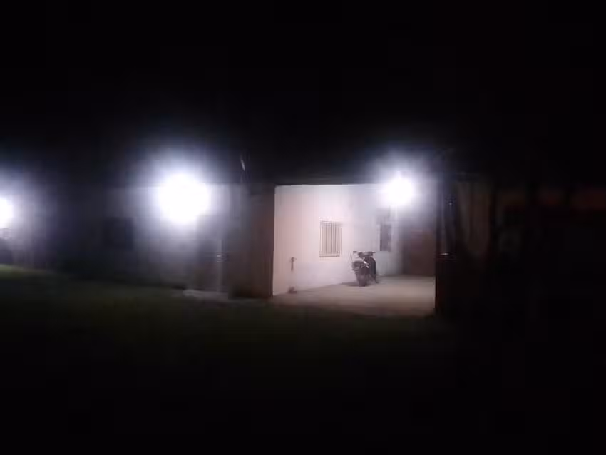 Armando&rsquo;s unisex