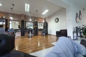 BARBAROS • Barber Shop