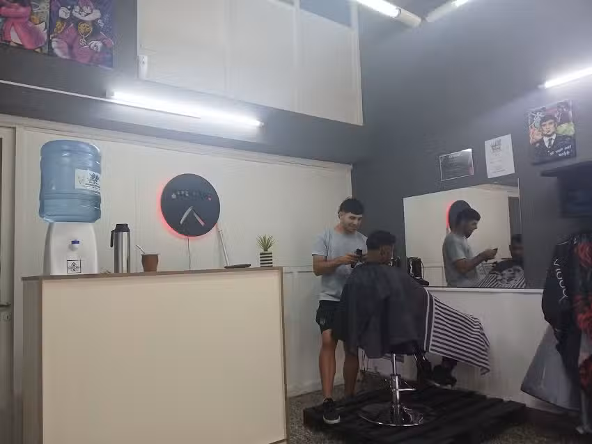 BARBER KING