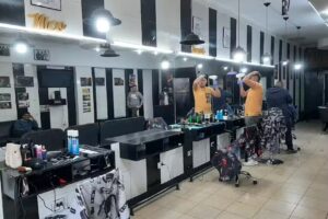 Barber-Shop A Lo Macho!