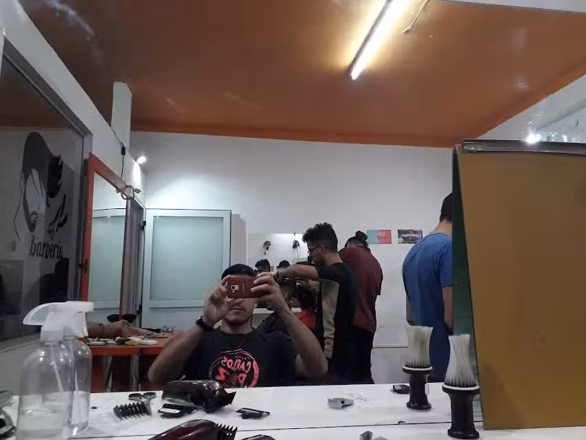 Barber shop Famaill&aacute;