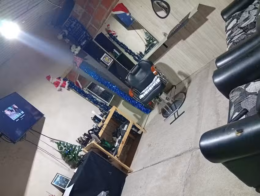 Barberia &ndash; AL CORTE