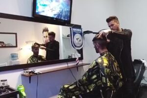 Barber&iacute;a Andr&eacute;s Costa