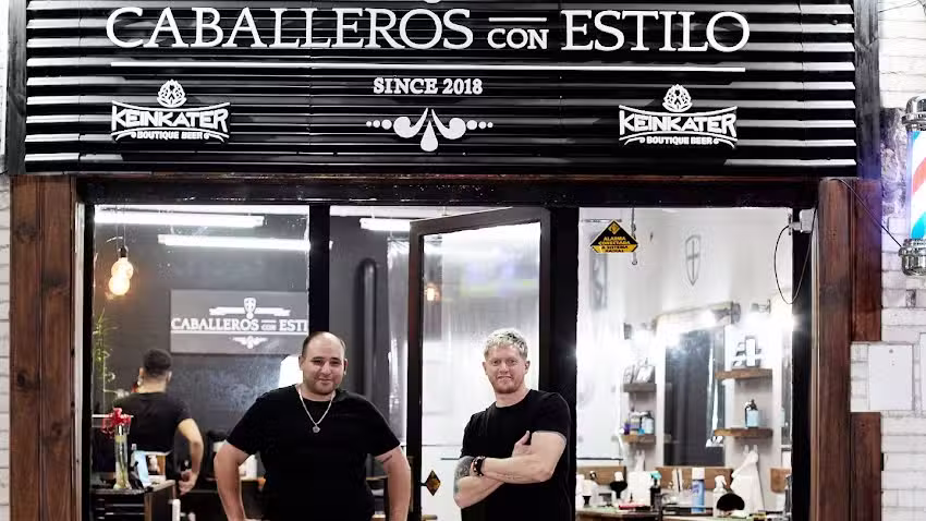 Barberia Caballeros Con Estilo