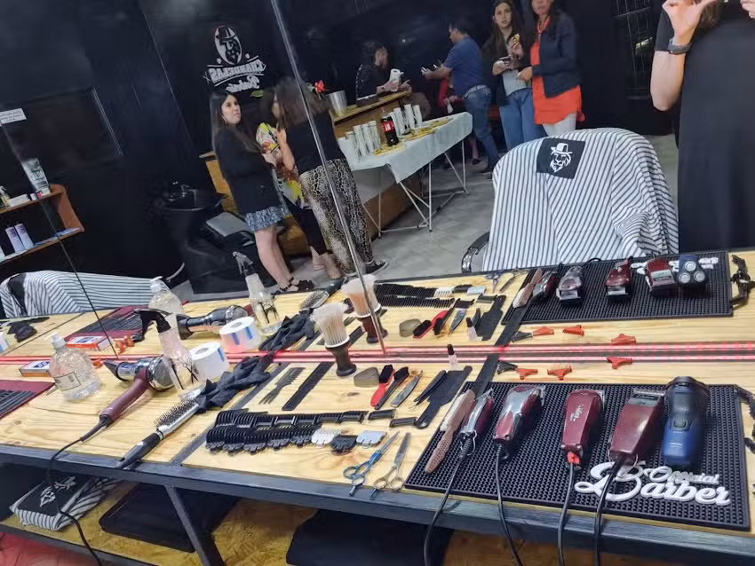 Barber&iacute;a Chandelas