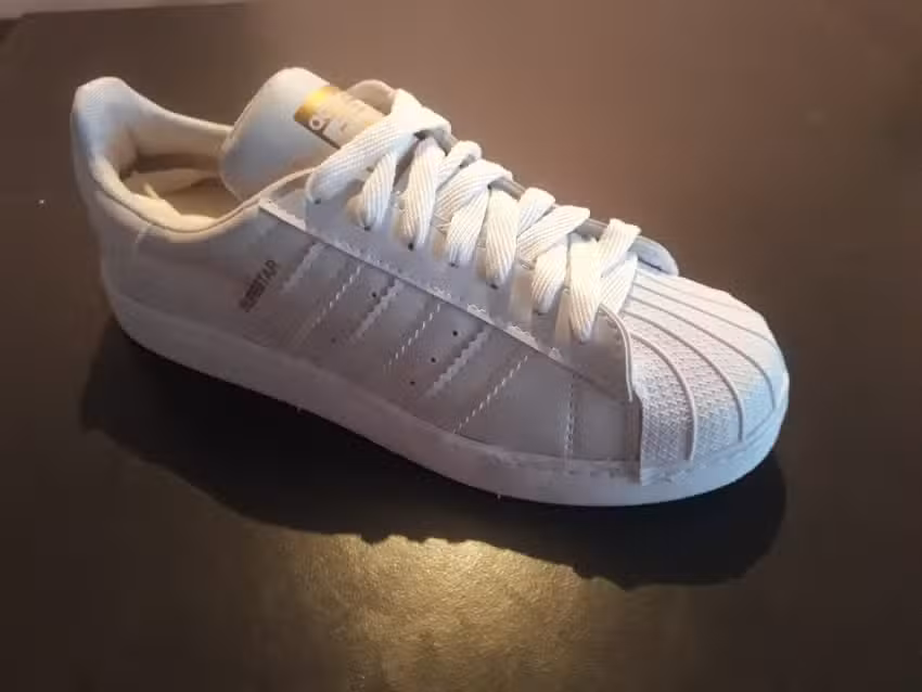 BARBERIA E INDUMENTARIA IZAN