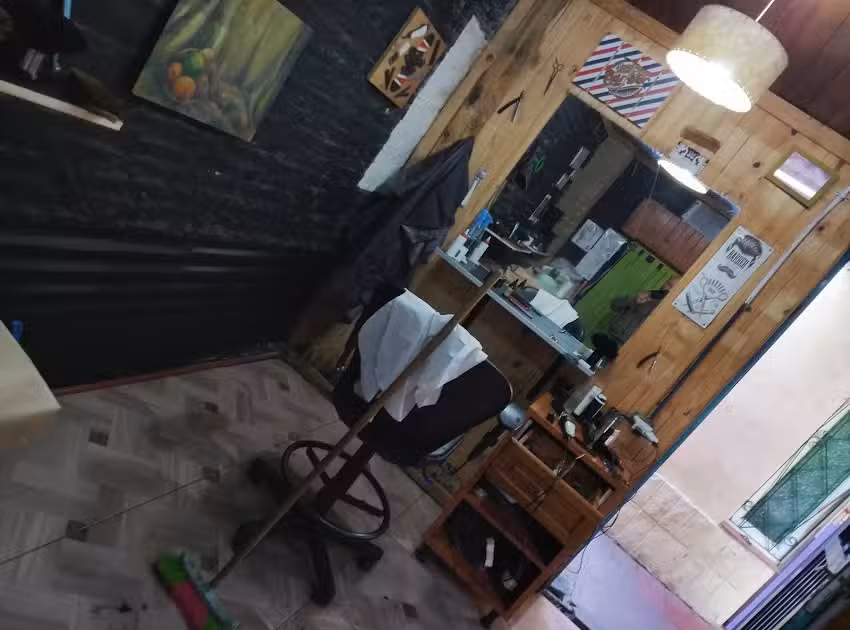 Barber&iacute;a !El pela!!! 💈💇