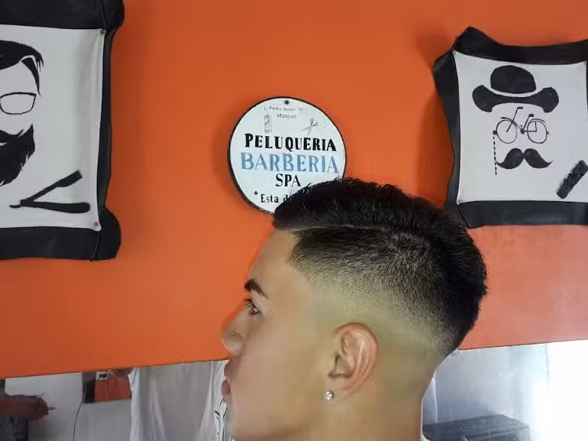 Barber&iacute;a Est&aacute; De Pelos