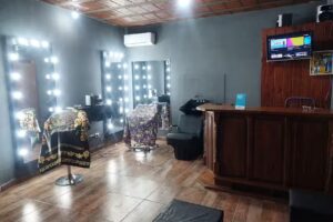 Barber&iacute;a FlowCabr&oacute;n