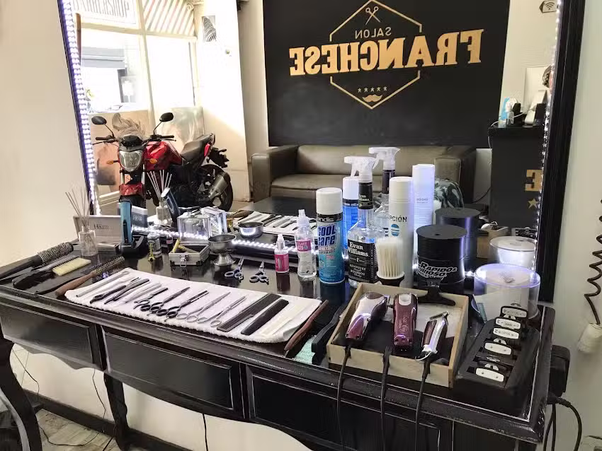 Barber&iacute;a Franchese