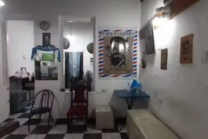 Barber&iacute;a Kuquino y Ale