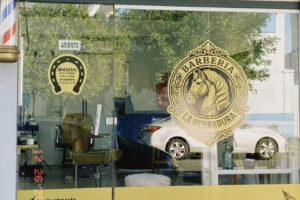 Barber&iacute;a &ndash; La Herradura