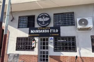 Barbería mandandofilo