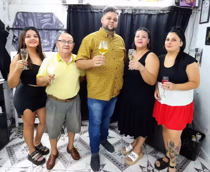 Barber&iacute;a Peluquer&iacute;a UNISEX S&P