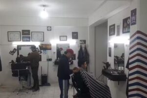 Barber&iacute;a Pintos