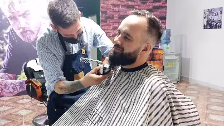 BARBER&Iacute;A RADA TILLY