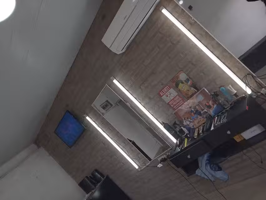 Barberia &ldquo;RE BACAN&rdquo;