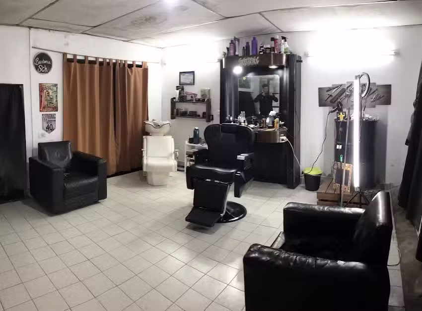 Barberia Sch. (Comunicarse por turnos)