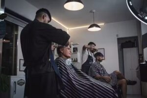 Barber&iacute;a scissors