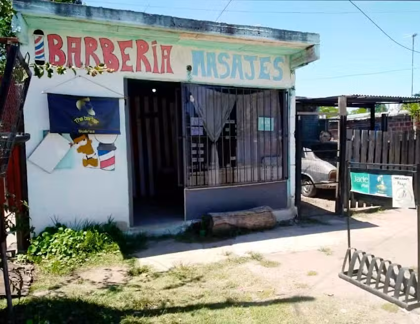 Barberia Suarez/ Relaxant Masajes