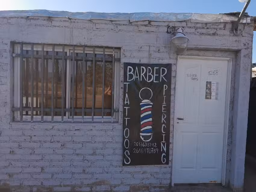 Barberia & Tattoos