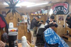 BARBERIA THE KING / PELUQUER&Iacute;A FEMENINA