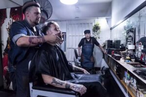 Barber&iacute;a Tom Veloso 65