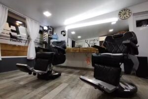 Barberia y Peluquer&iacute;a
