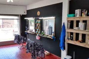 Barber&iacute;a y Peluquer&iacute;a De La Nuca