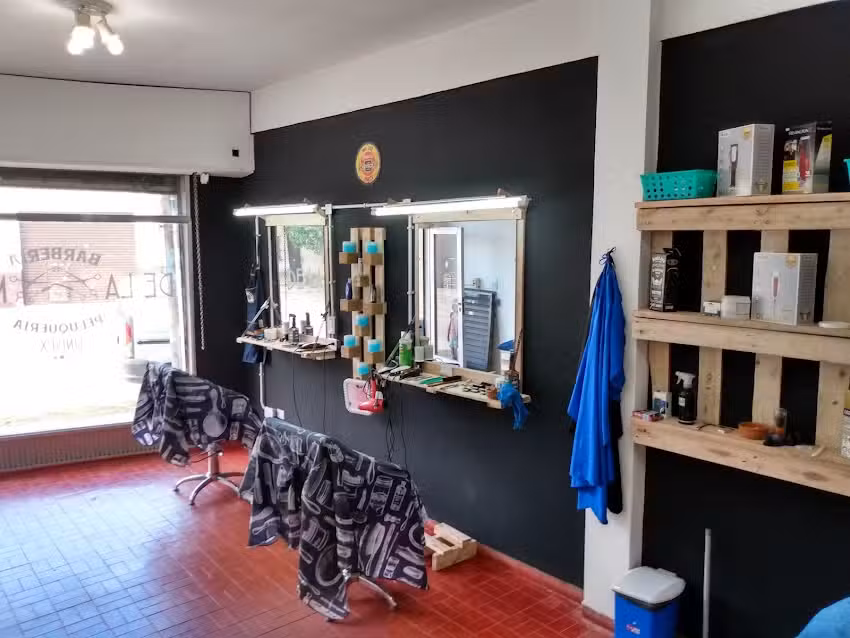 Barber&iacute;a y Peluquer&iacute;a De La Nuca