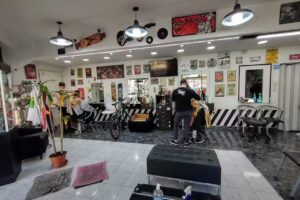 Barberia y Peluquería Lucho