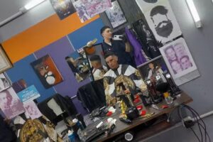 Barbería y Peluquería Unisex “SIN LÍMITE”