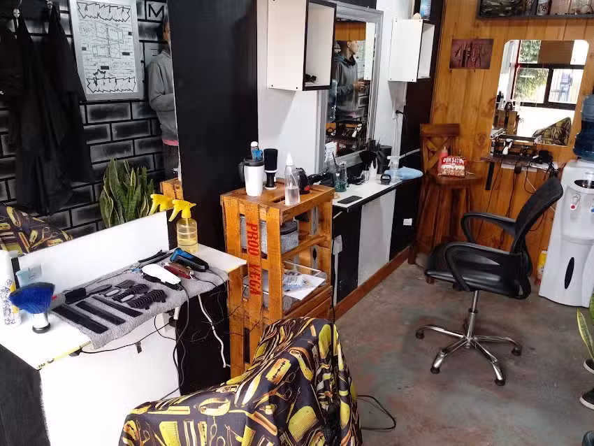 Barberia Zaramay barber&rsquo;s