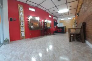 Bar&oacute;n Rojo Barber