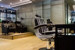 BLACK CHAIR [General Paz]