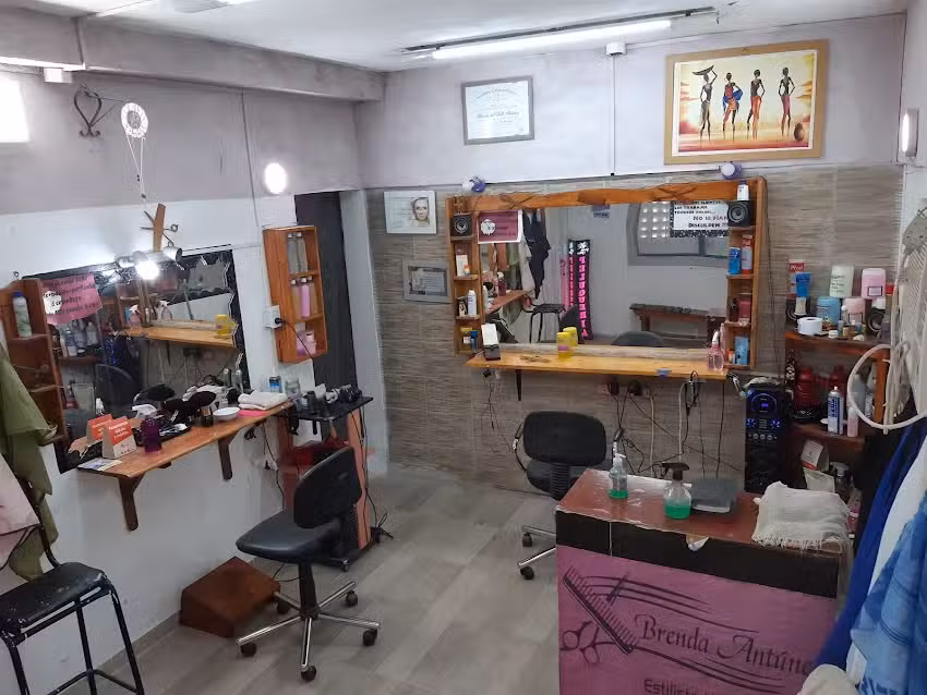 Brenda Ant&uacute;nez &iexcl;peluquer&iacute;a!