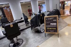 Cardiff Barberia Patio Olmos