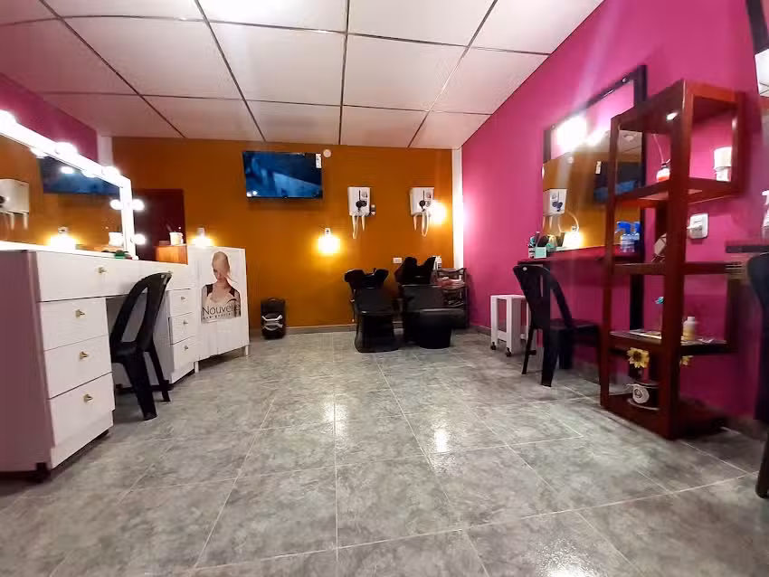 CarlaQ Peluquer&iacute;a y Est&eacute;tica