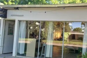 Carmelo salon Centenario