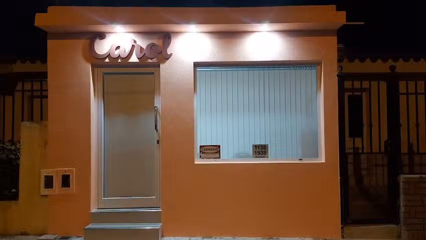 Carol Estilista Unisex