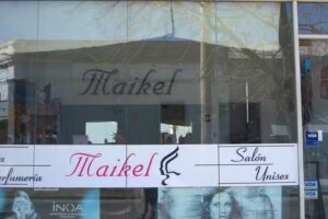 CLAUDIA ESTILISTA UNISEX